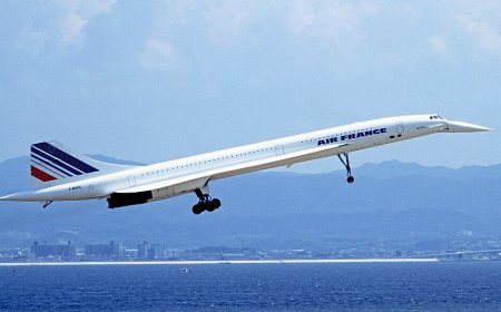 Why did the commercial supersonic flights ended with Concorde?